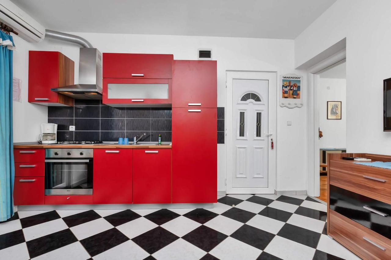 מאקרסקה Apartments Vele מראה חיצוני תמונה
